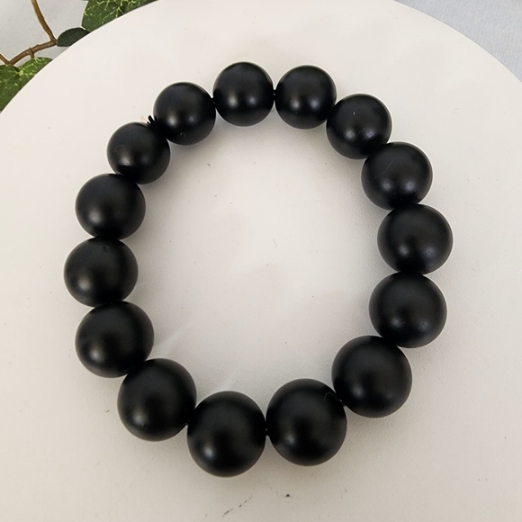 2 Black Agate Bead Stretch Bracelet - Picture 3 of 7